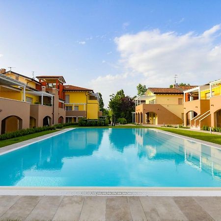 My Peschiera Family Home Deluxe Пескиера дел Гарда Екстериор снимка