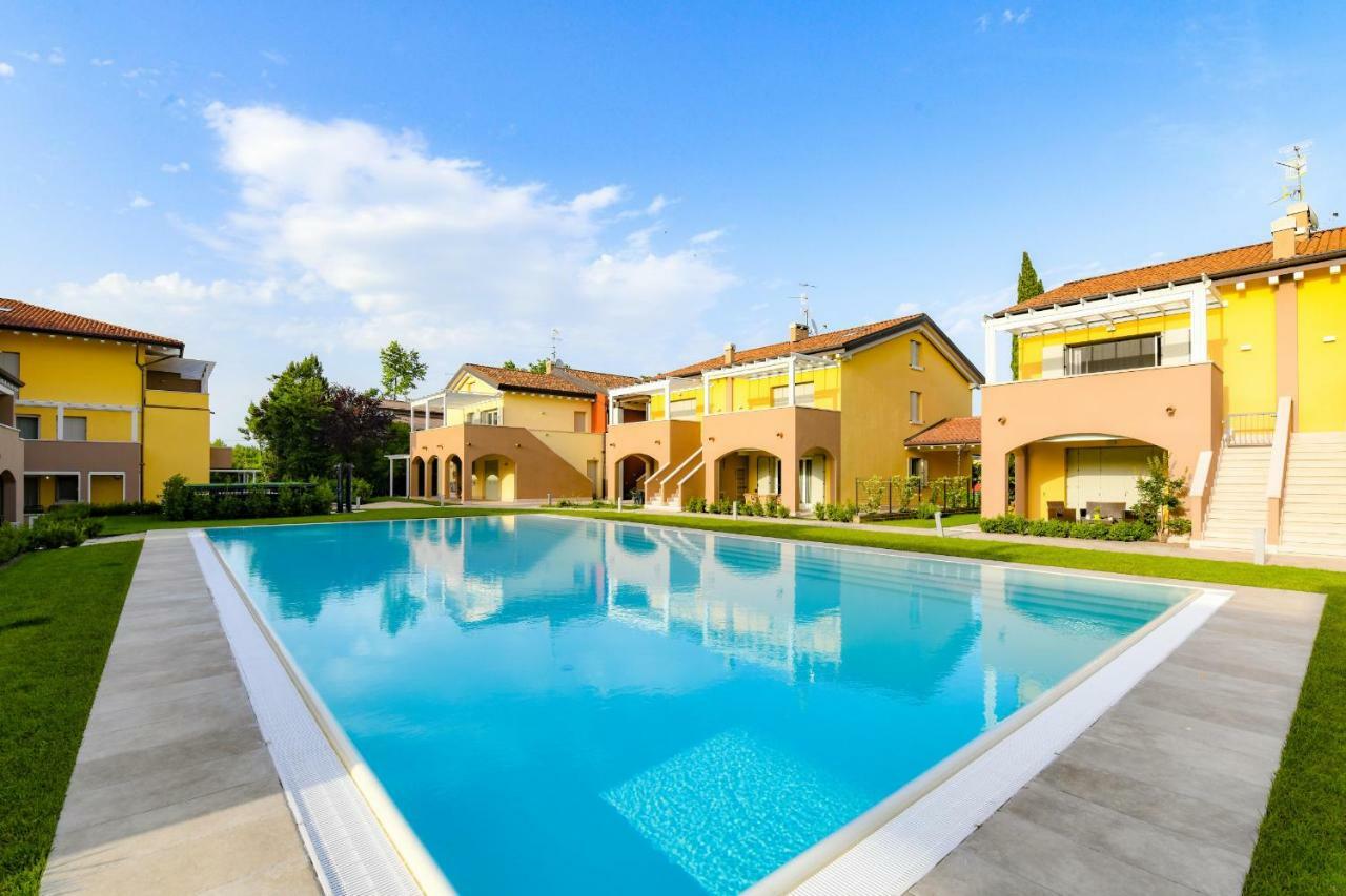 My Peschiera Family Home Deluxe Пескиера дел Гарда Екстериор снимка